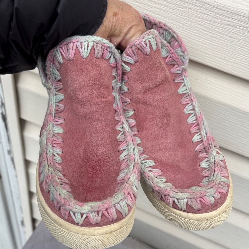 MOU Ladies Pink Suede Slip-On Moccasin Sneakers with Multicolor Crochet Trim-7 - Picture 10 of 10